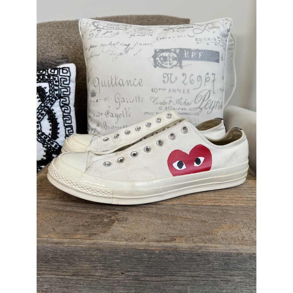 Converse Play Comme Des Garcons Shoes Mens Size 12 White Chuck Taylor Heart Logo